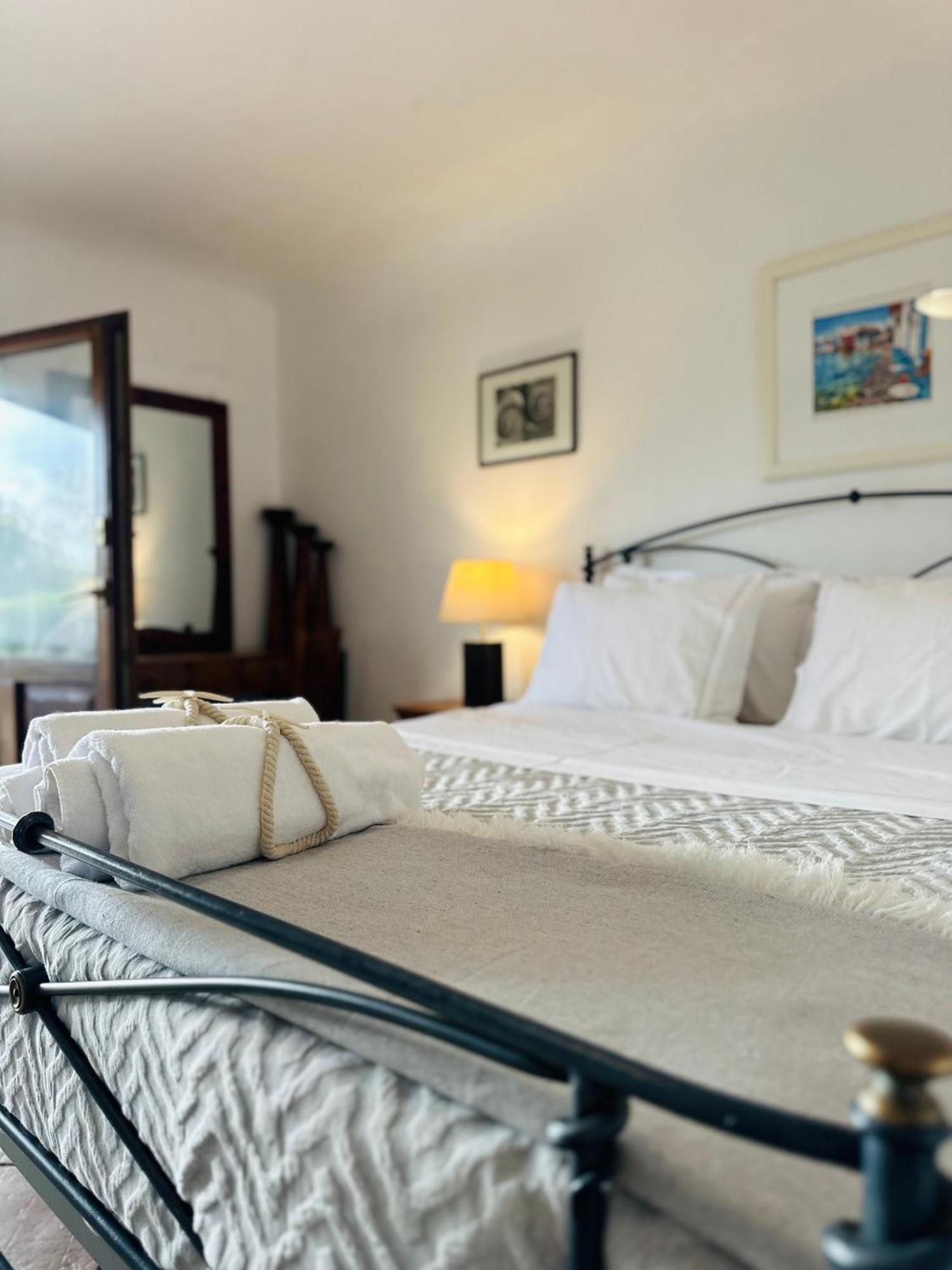 Divers House Agrari  Ngoại thất bức ảnh